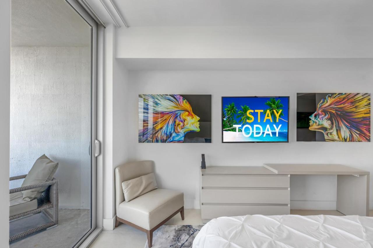 The Ultimate Resort - Beachfront 2 Bedroom Apartment With Direct Ocean View, Rooftop Pool, Hot Tub And Gym Hollywood Exterior foto