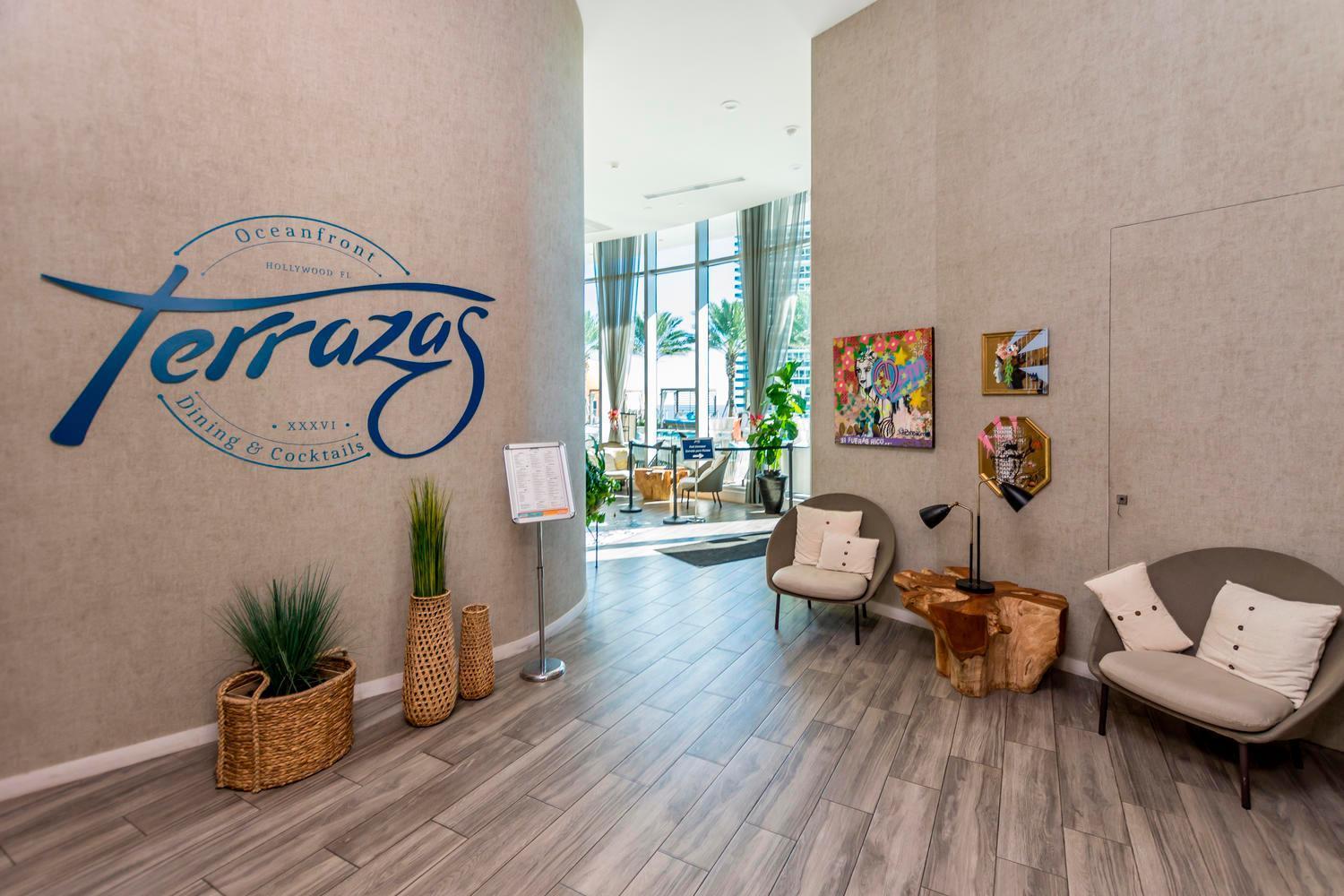 The Ultimate Resort - Beachfront 2 Bedroom Apartment With Direct Ocean View, Rooftop Pool, Hot Tub And Gym Hollywood Exterior foto